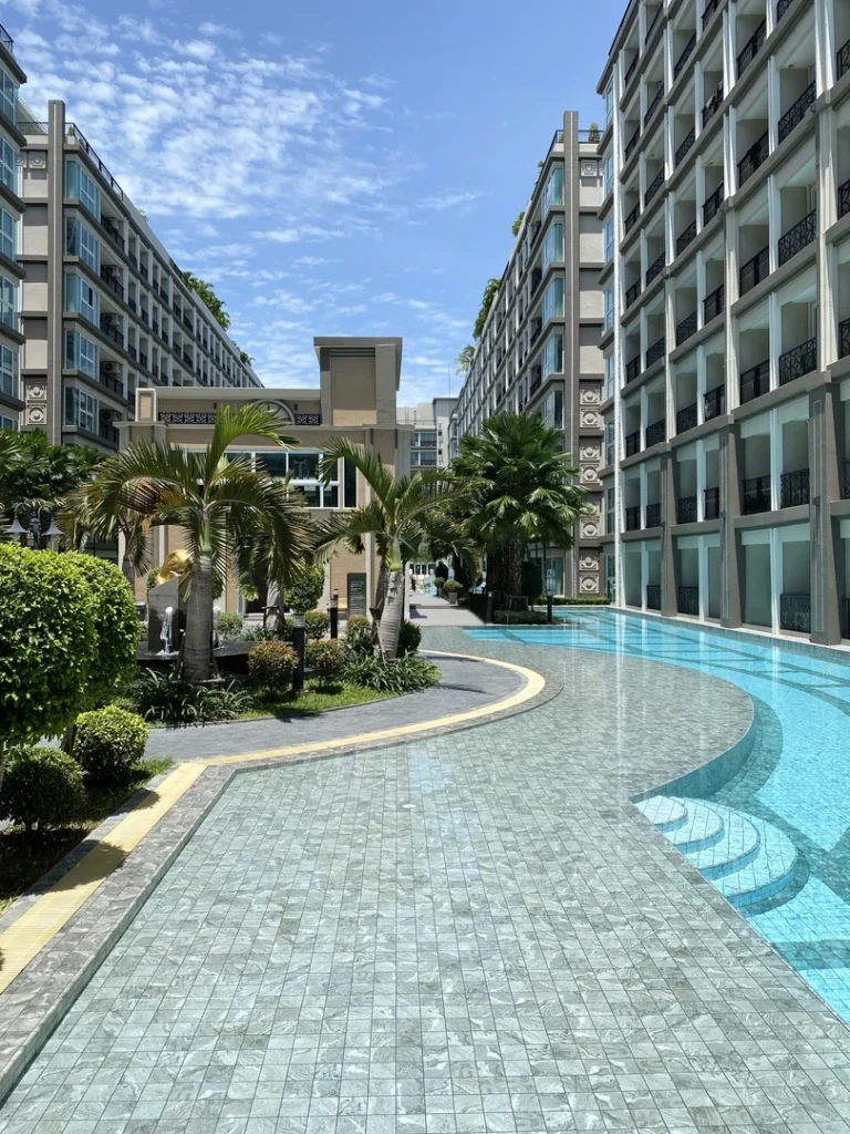 3 DUSIT GRAND PARK 2 Large